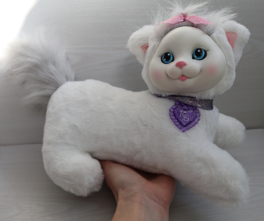 Kitty surprise ivory deals